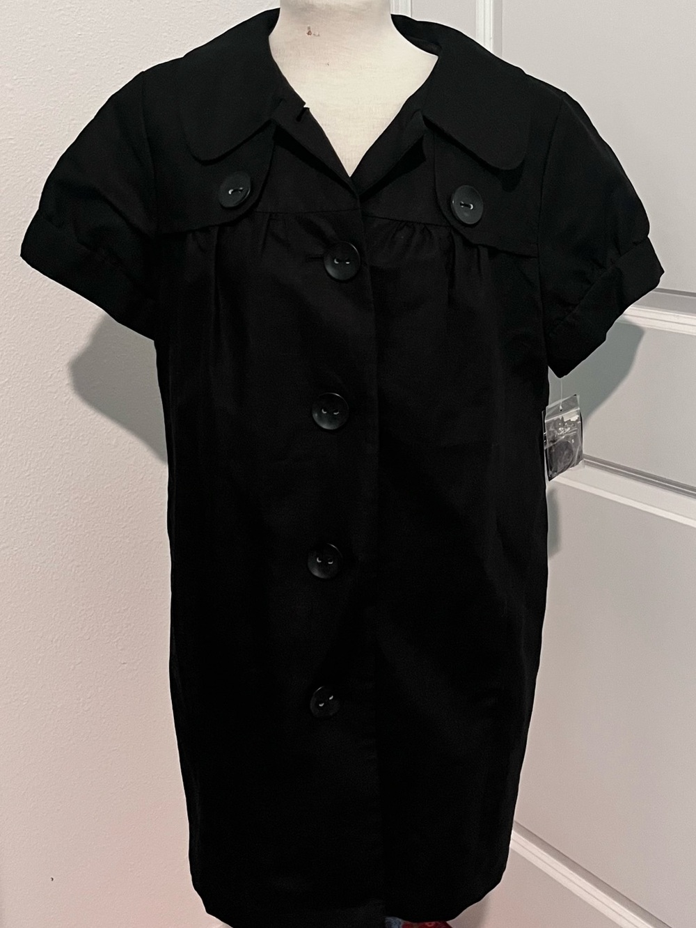 Axcess by Liz Claiborne Black Short Sleeve Button-Front Mini Dress